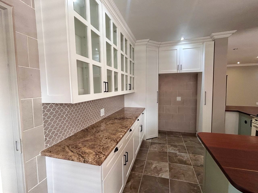 4 Bedroom Property for Sale in Grimbeeck Park North West